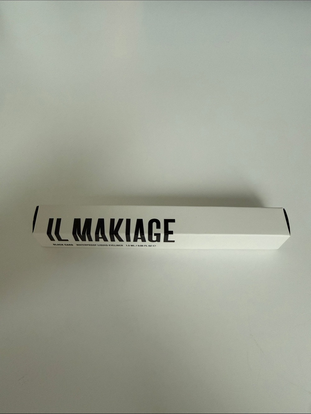 IL MAKIAGE Black Eyeliner Pen - Precision Waterproof Liner